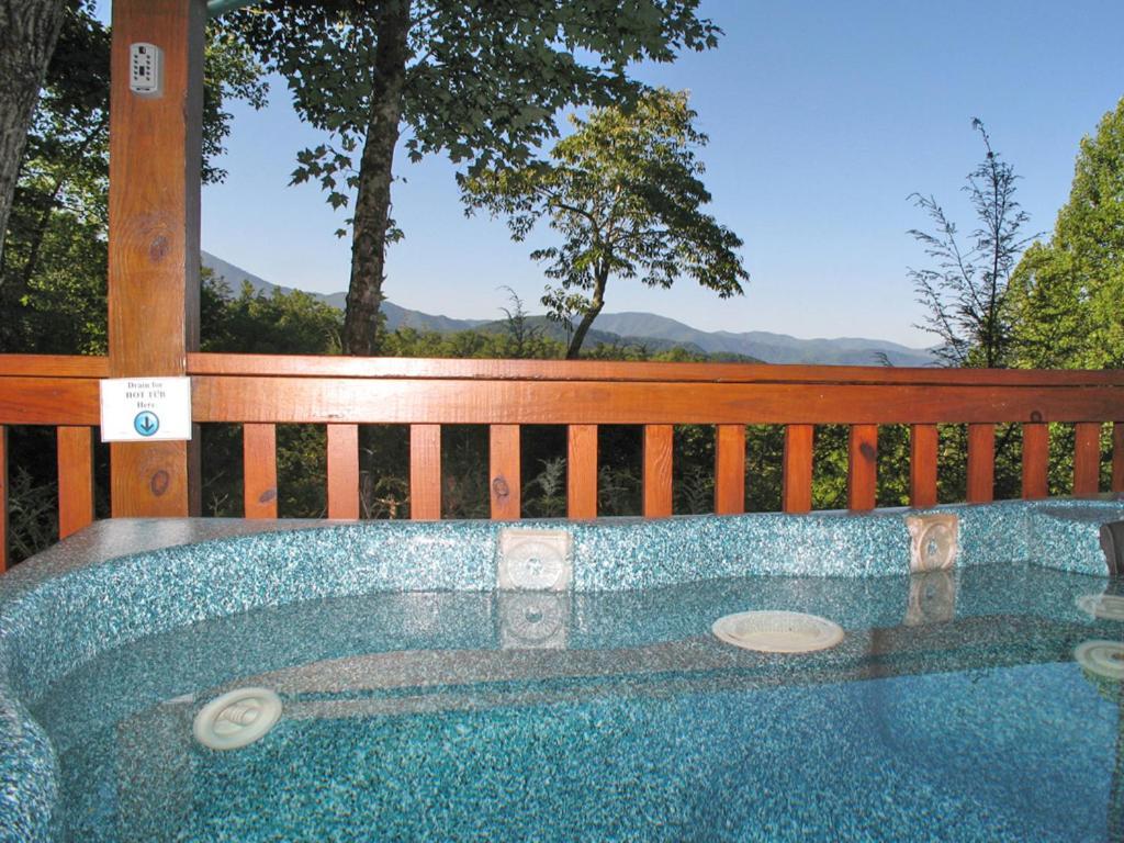 Cubs Cove Villa Gatlinburg Bagian luar foto